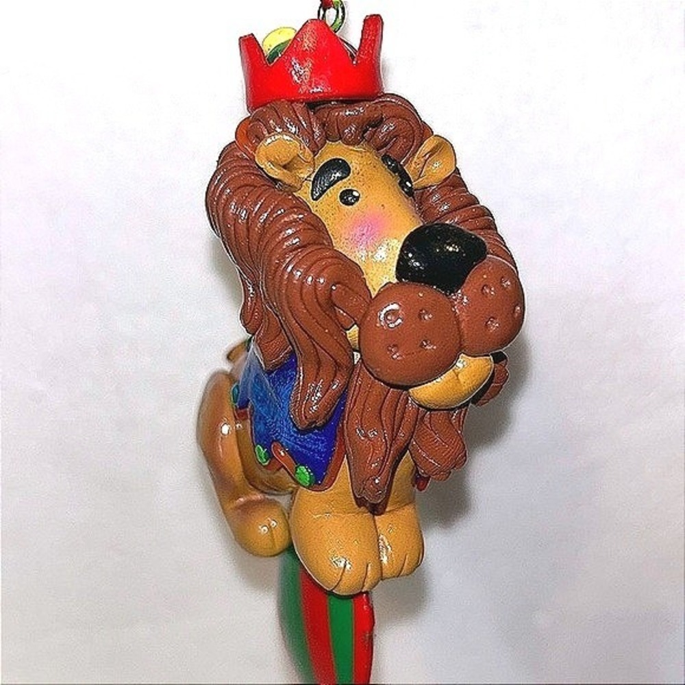 Vintage Circus Lion Christmas Tree Ornament Hand Painted Resin 5"